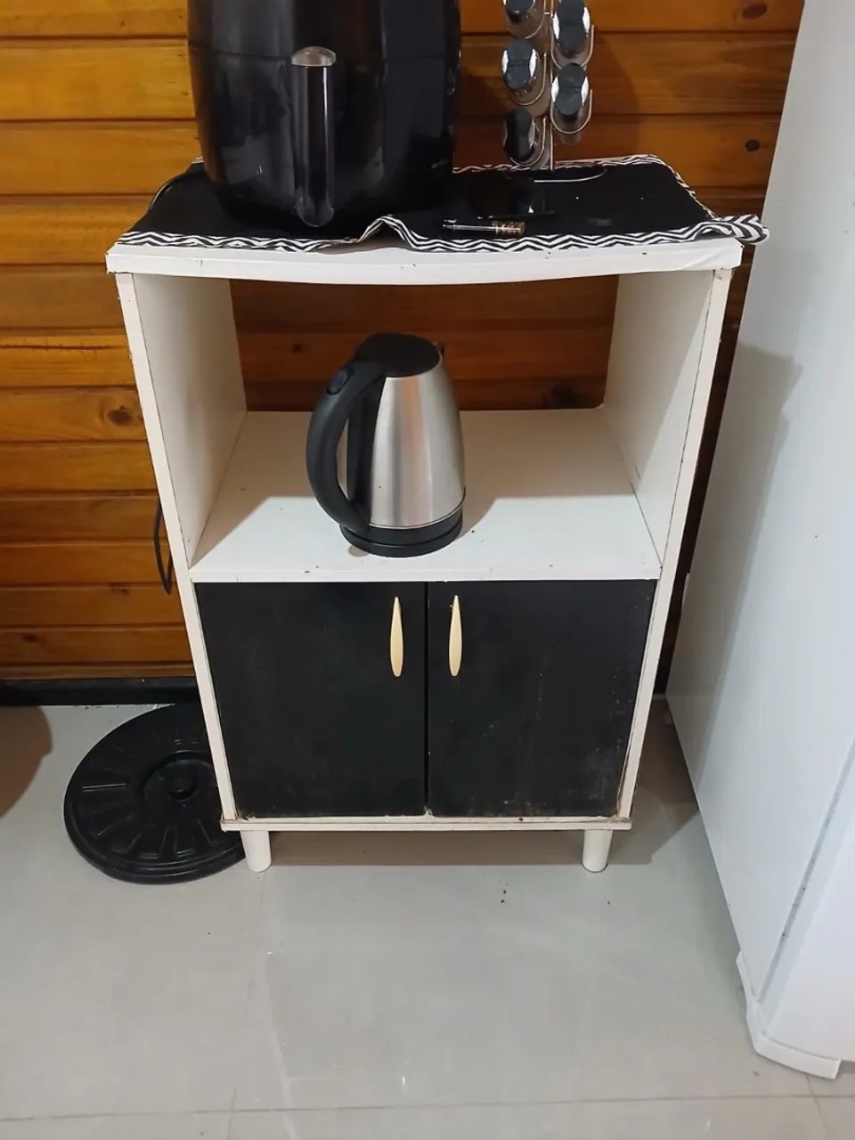 Armário de forno e microondas 