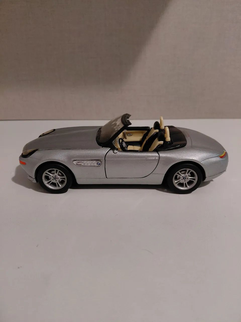 Miniatura BMW Z8 1/24 - Foto 3
