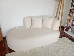 Sofá Orgânico - Tecido Boucle - lindo