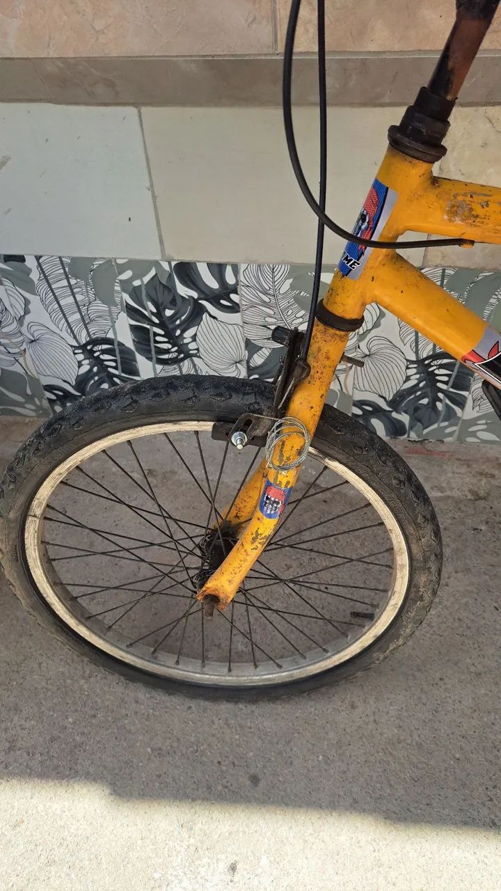Bicicleta infantil aro 20 - Foto 3