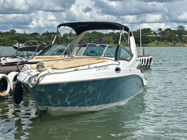 FOCKER 272 GTC Cabinada | Alto Padrão | Mercruiser 300hp Bravo III - Foto 10