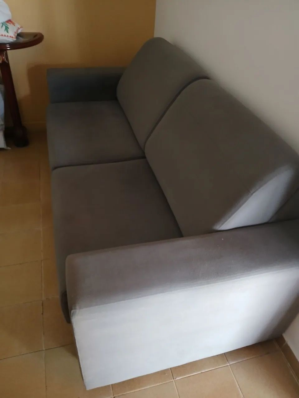 Sofá 3 lugares 
