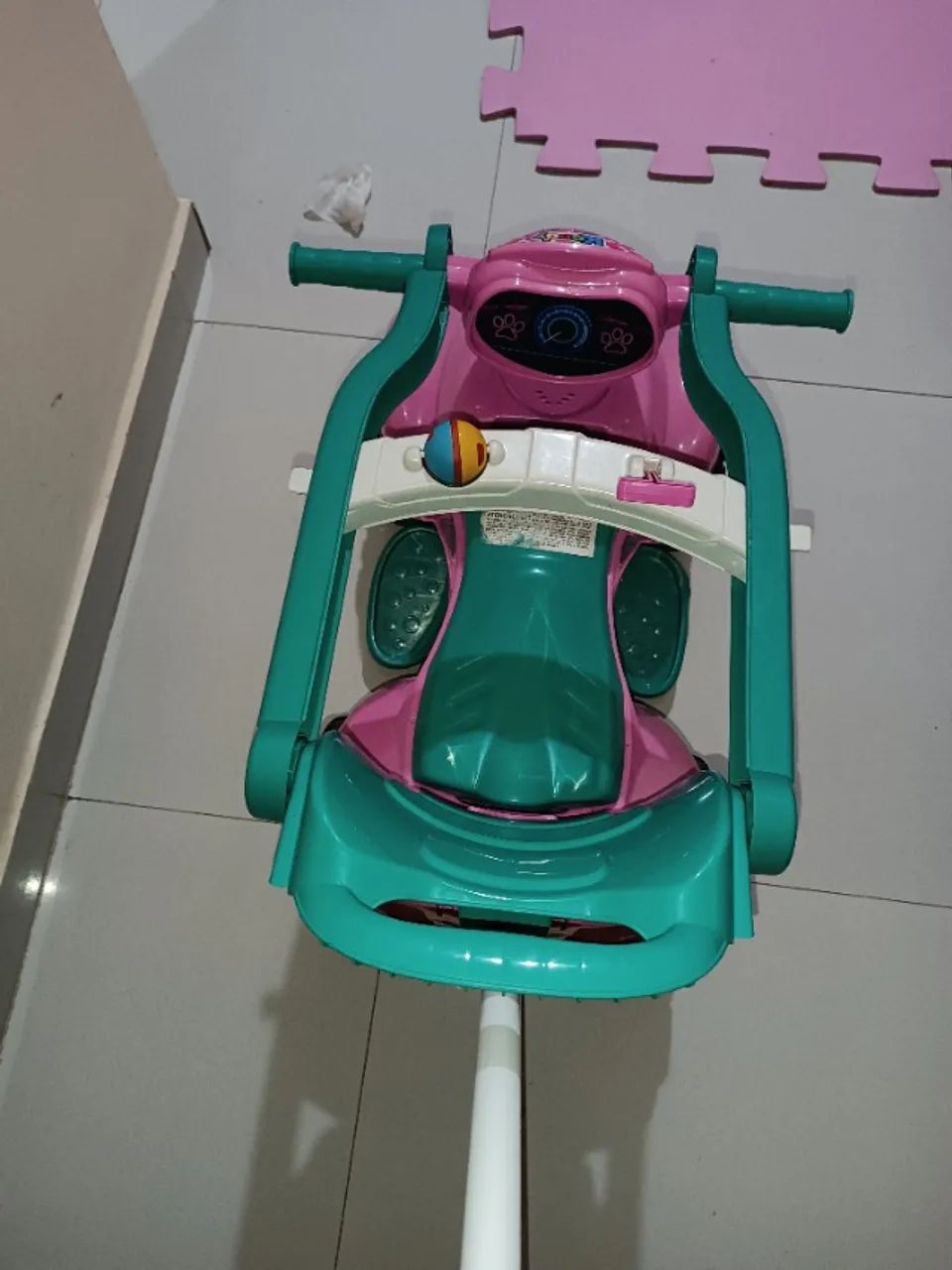 Quadriciclo infantil 