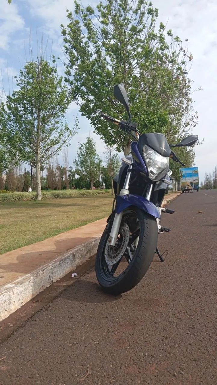 Honda Ccb 300 moto quitada e funcionando <br>Moto quitada, em bom  e funcionando normalmente. - Foto 2