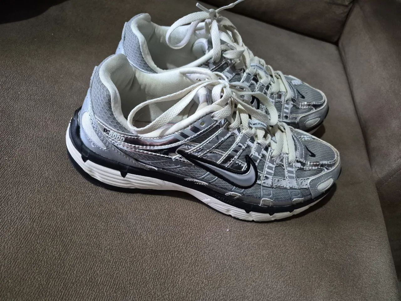 Nike p6000 metallic silver 