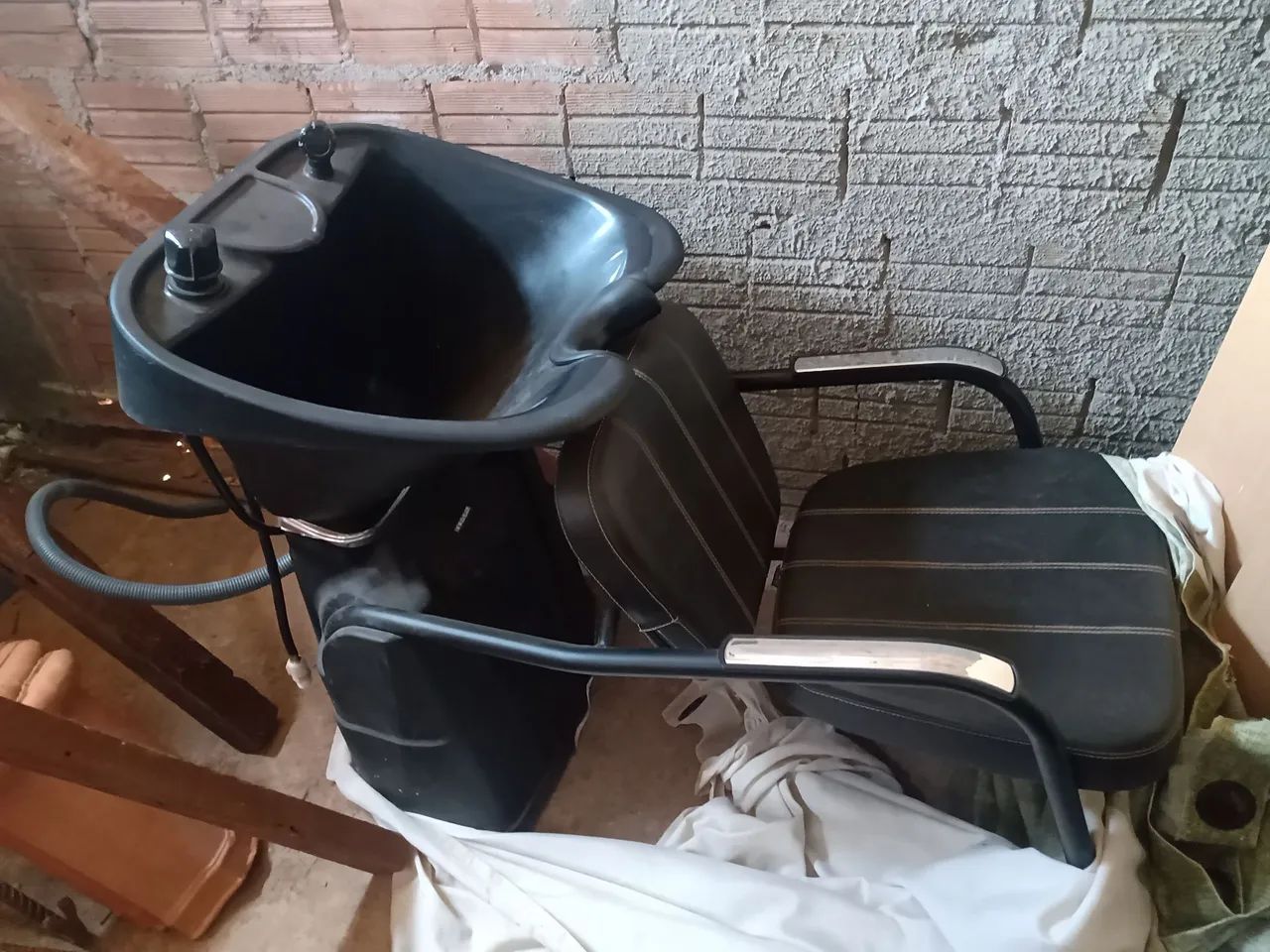 Cadeira de lavatório pra salão  - Foto 3