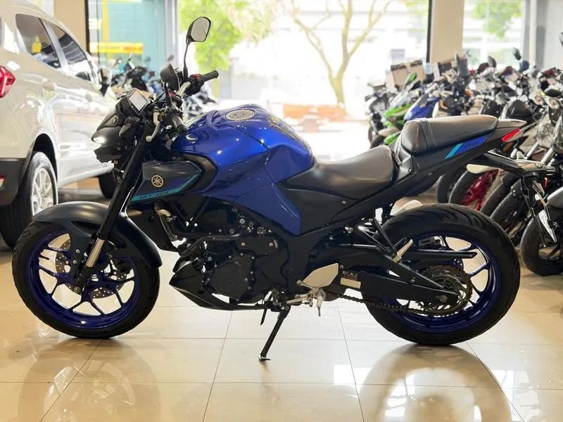 YAMAHA MT03 ABS 2023 - Foto 4