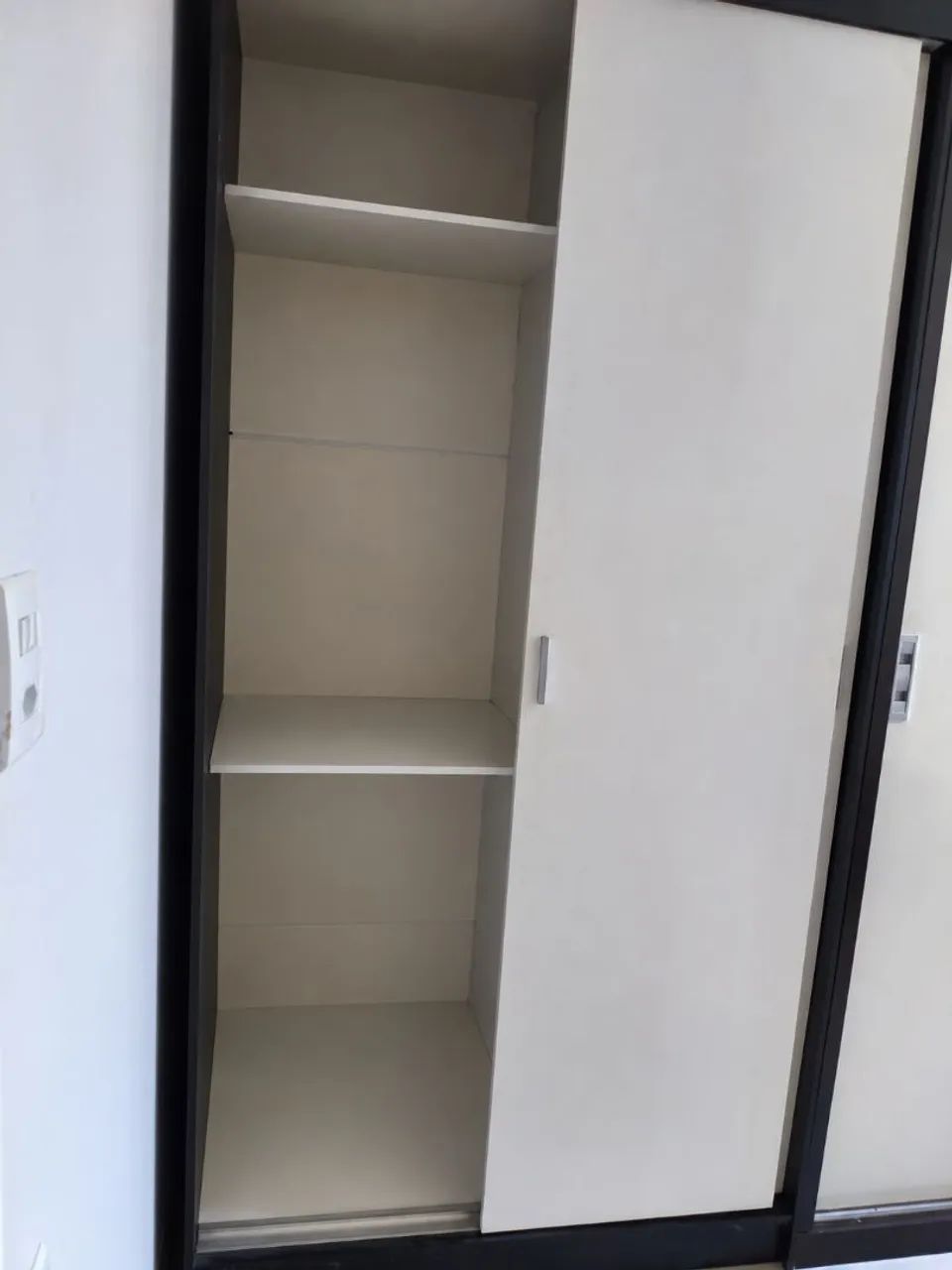 Guarda roupa de 2 portas de correr - Foto 2