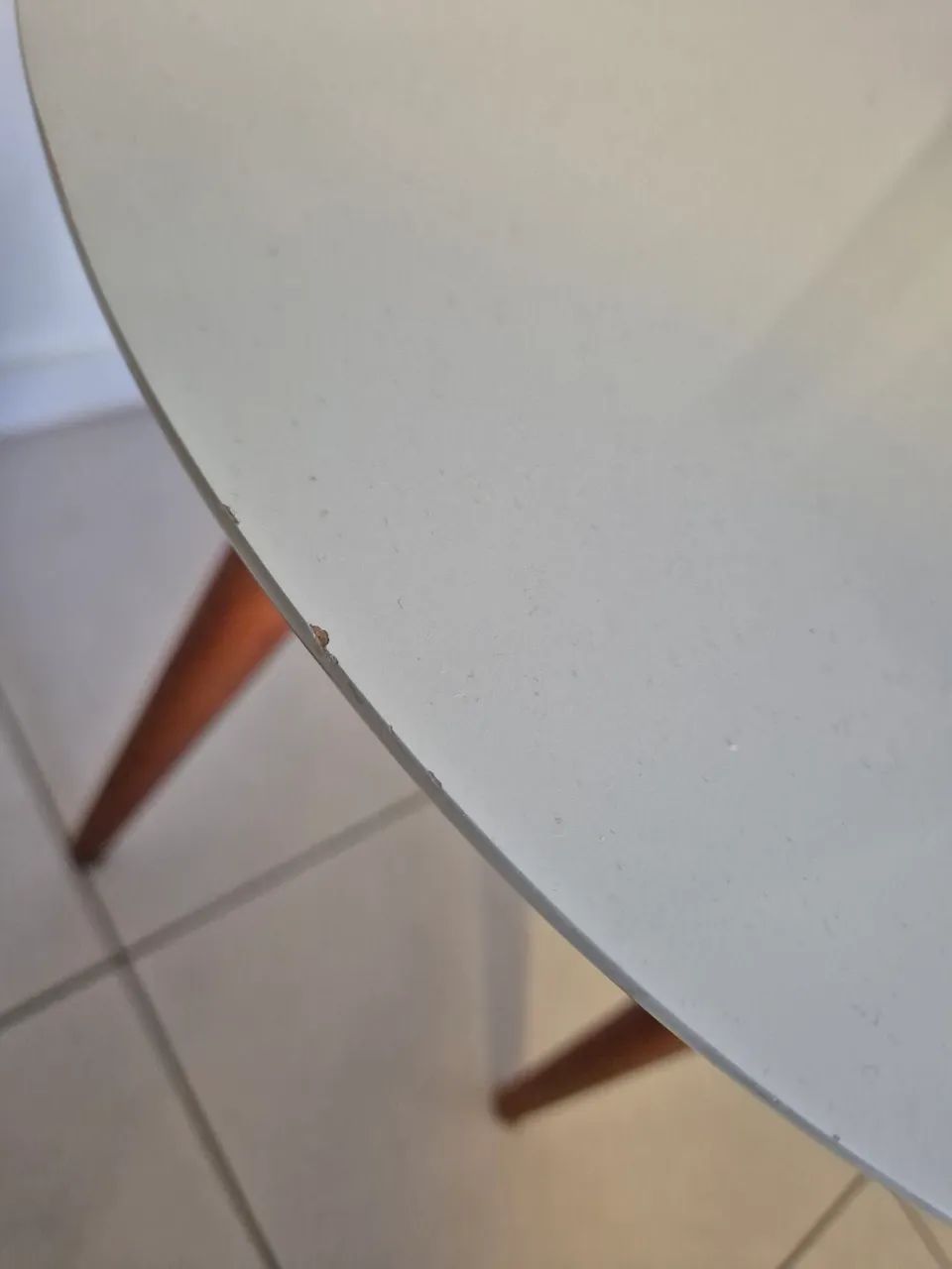 Mesinha branca moderna - Foto 3
