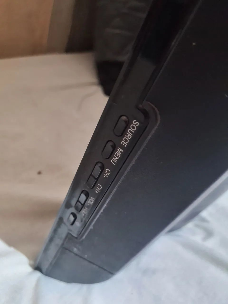 TV CCE 42 LCD  - Foto 4