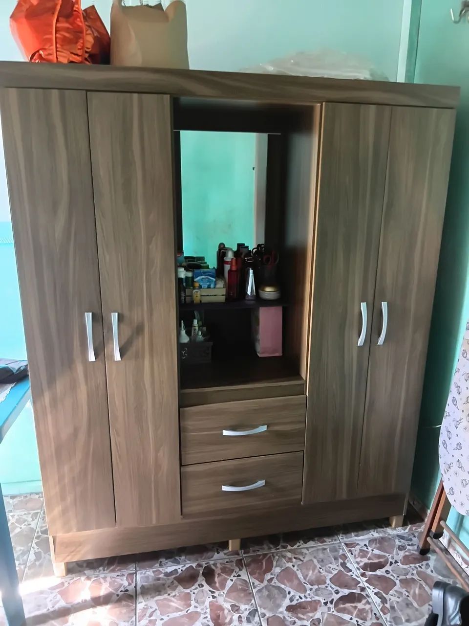 Guarda Roupa
