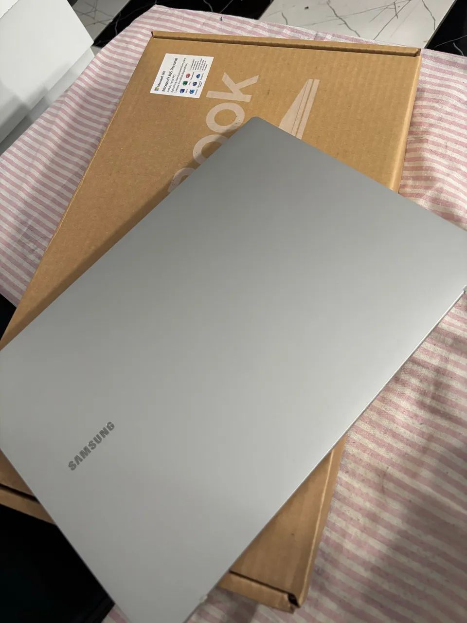 Notebook Galaxy book go  - Foto 2