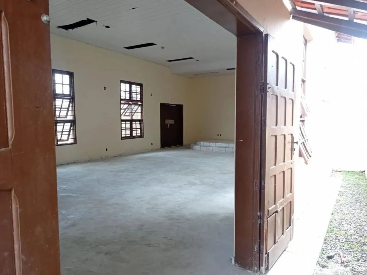Ponto Comercial para Venda em São Cristóvão, Centro, 2 banheiros