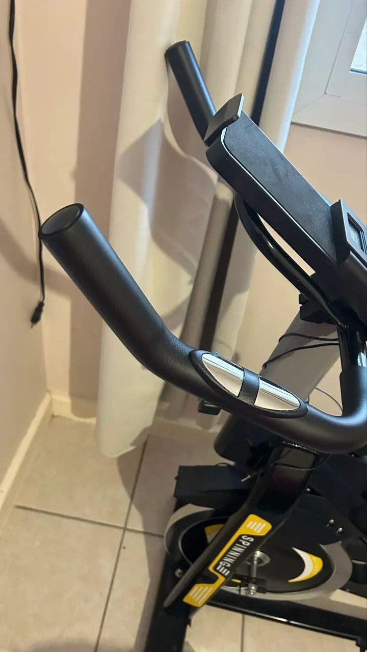 Bicicleta Ergométrica Spinning Profissional - Excelente Estado! - Foto 3
