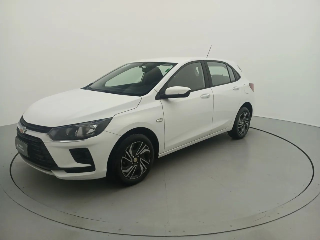 Chevrolet Onix Hatch 1.0 12V Flex Mec. 4P, foto 1 de 18