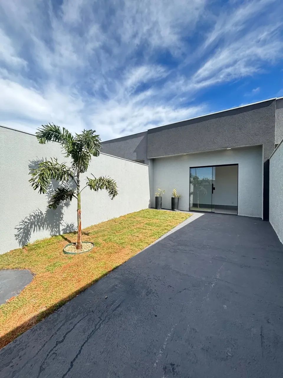 Casa 2/4 Com Suite No Maysa Em Goiania