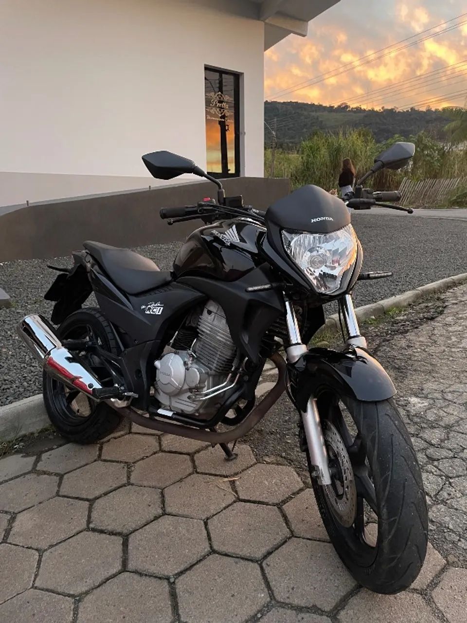 Cb300r 2010
