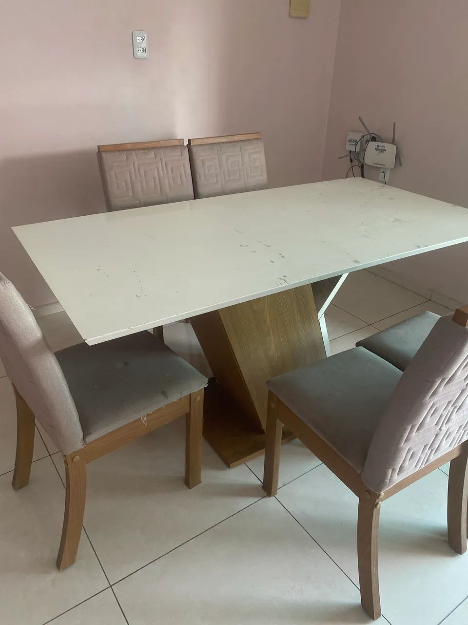 mesa com 5 cadeiras  - Foto 2