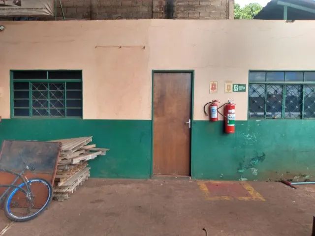 Galpão 900m2 e 2000m2 de terreno em Pradopolis-SP - Foto 2
