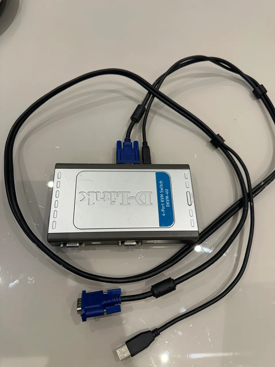 Chaveador KVM D-Link 4 portas VGA e USB.  - Foto 5
