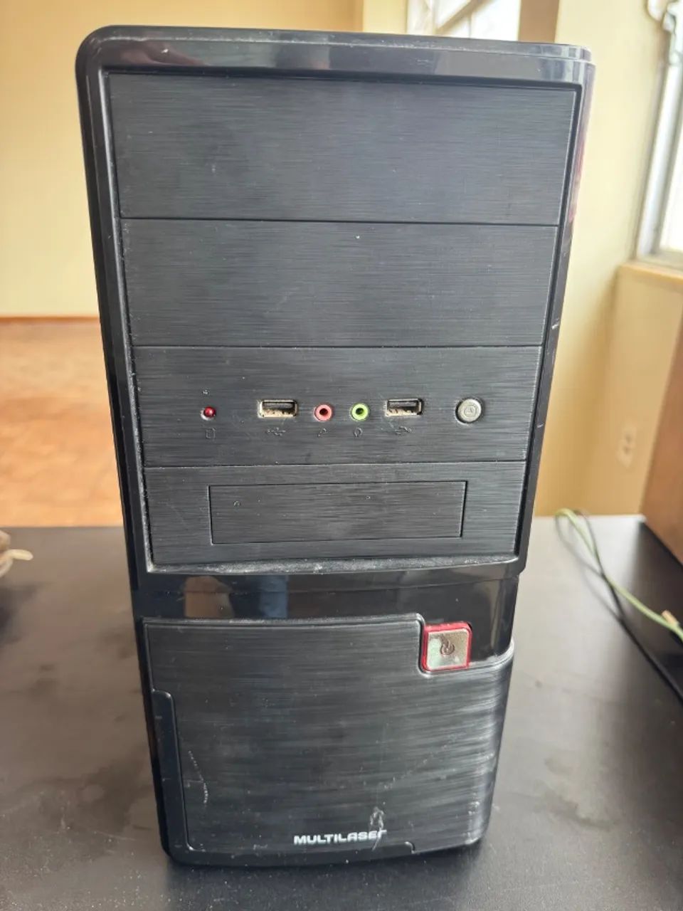 Vendo computador i3 ssd 240gb 8gb de memoria