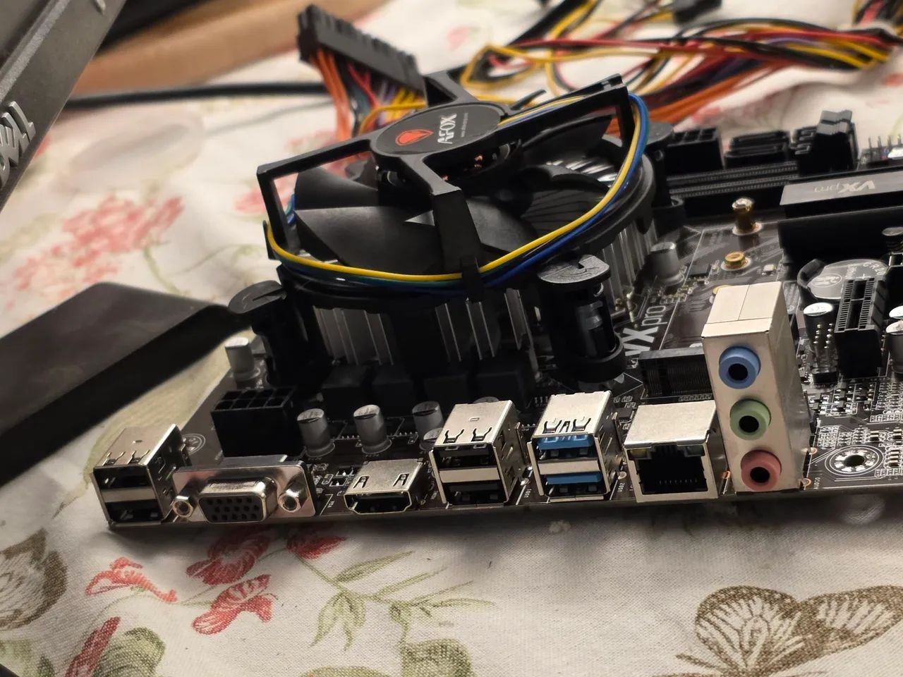 Kit Placa mãe VXPRO VXMBB250 e processador Intel i5-6500 - Foto 4