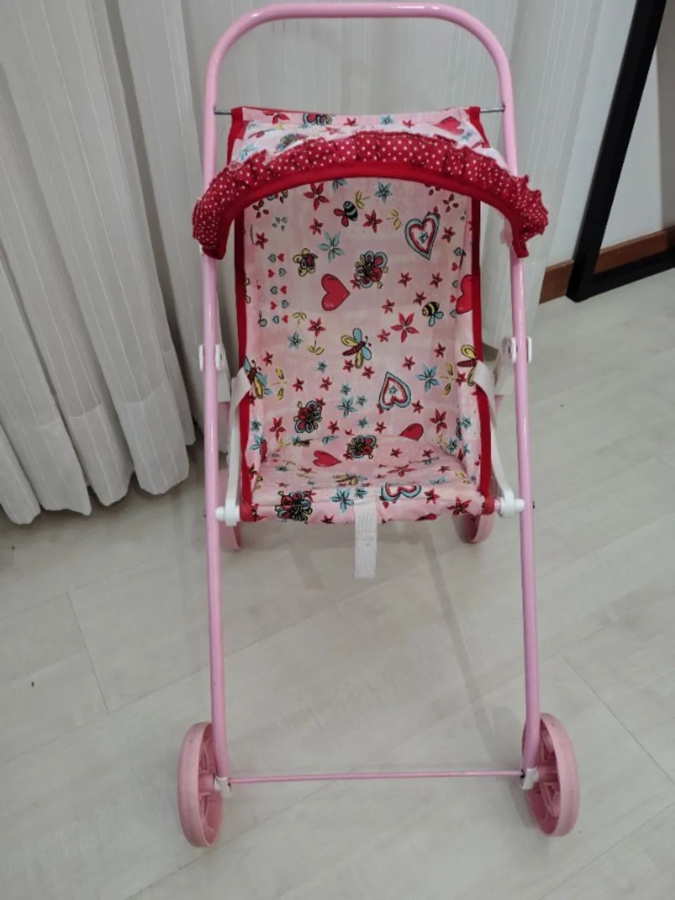 Carrinho de boneca dobrável