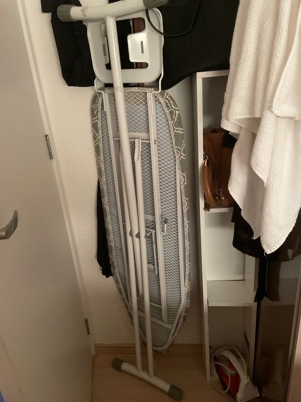Taboa de passar roupa 
