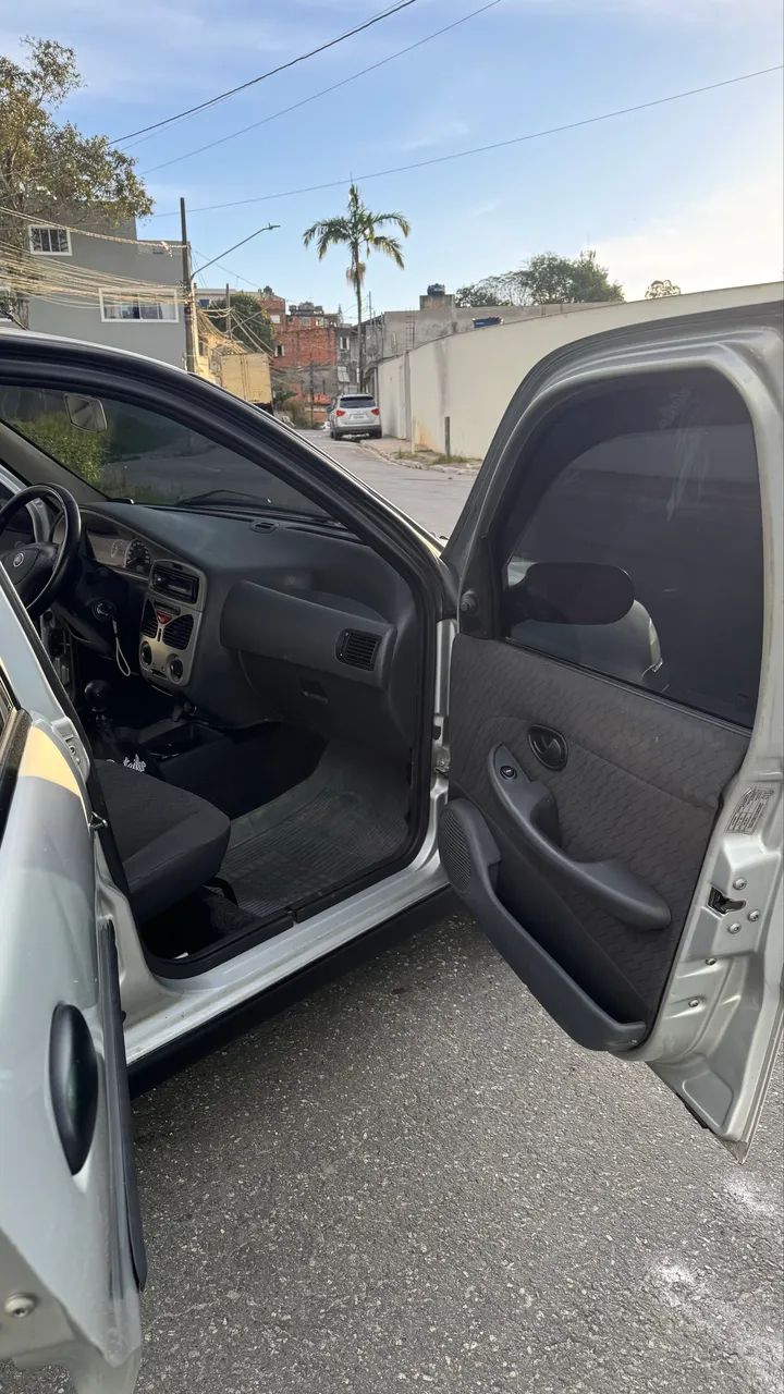 Fiat Siena 2005