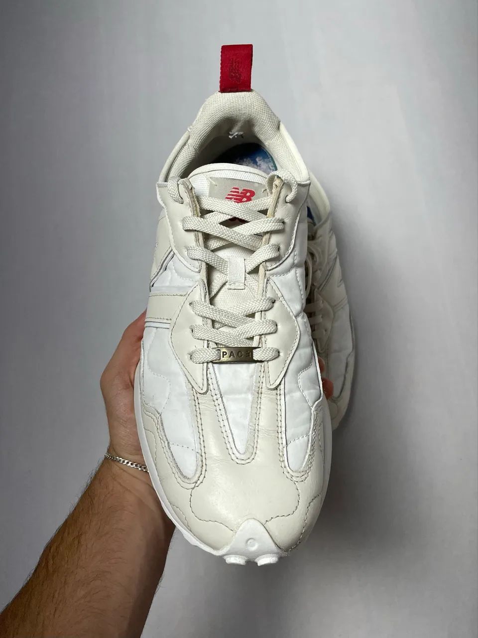 Tênis Pace x New Balance 327 - Foto 3