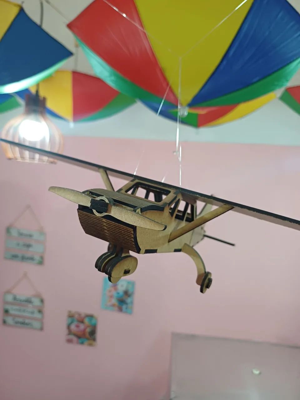 Avião decorativo mdf - Foto 2