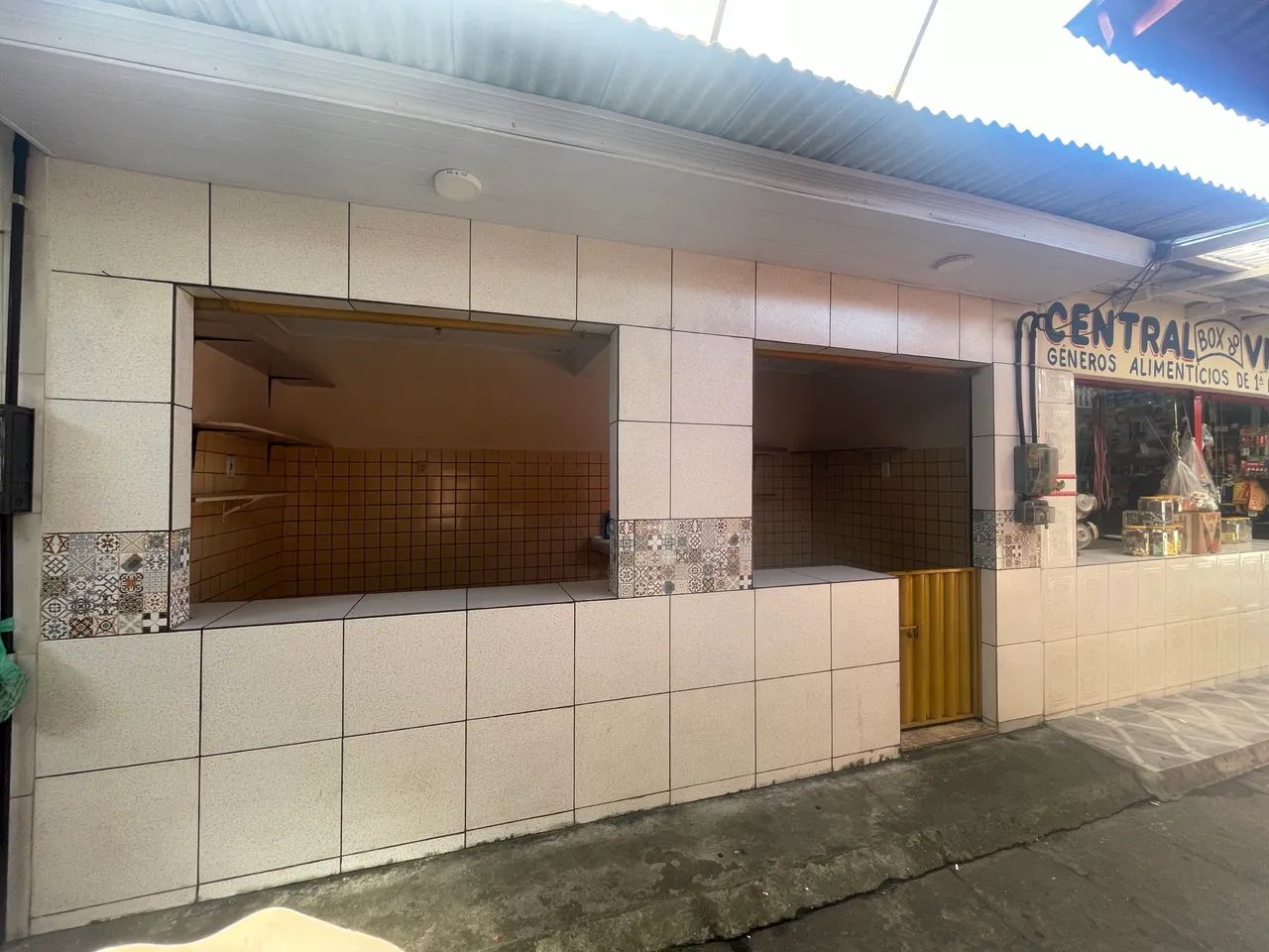 VENDO EXCELENTE PONTO COMERCIAL NA MARAMBAIA  - Foto 5