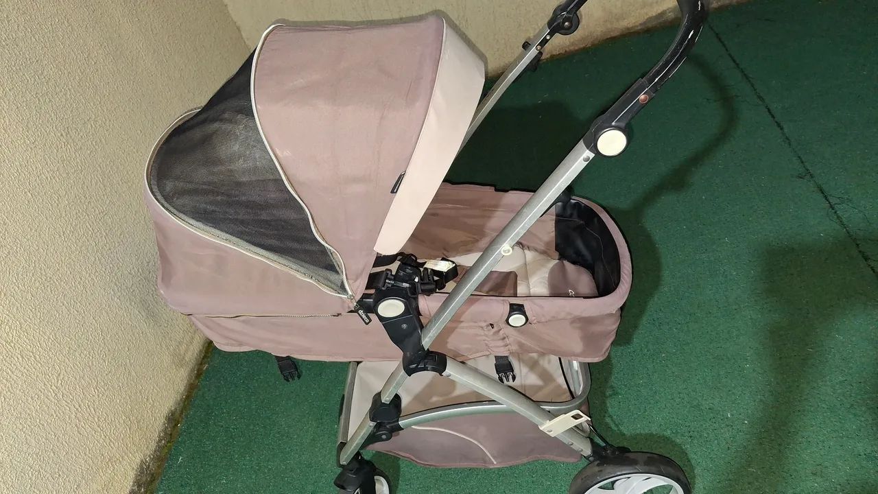 Carrinho de bebe com bebê conforto  - Foto 4