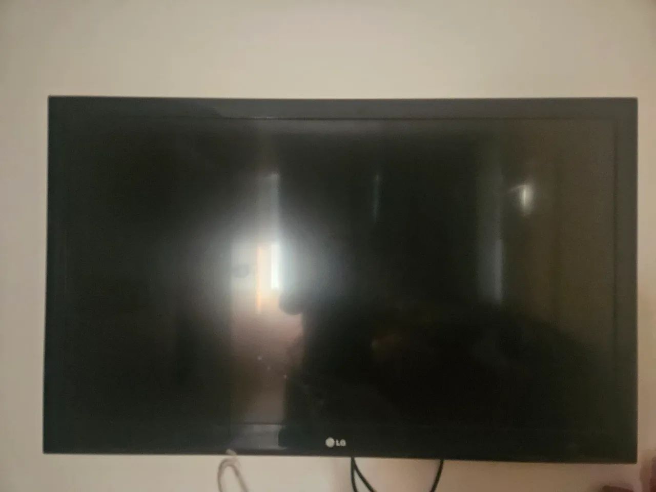 Televisão 47' queimada