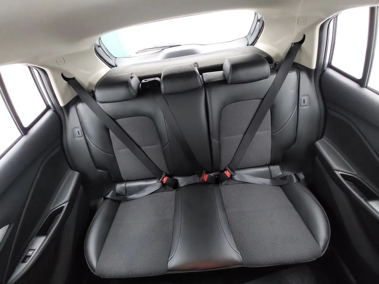 Chevrolet Onix Plus LTZ 1.0 12V TB Flex Aut. 4P, foto 18 de 18