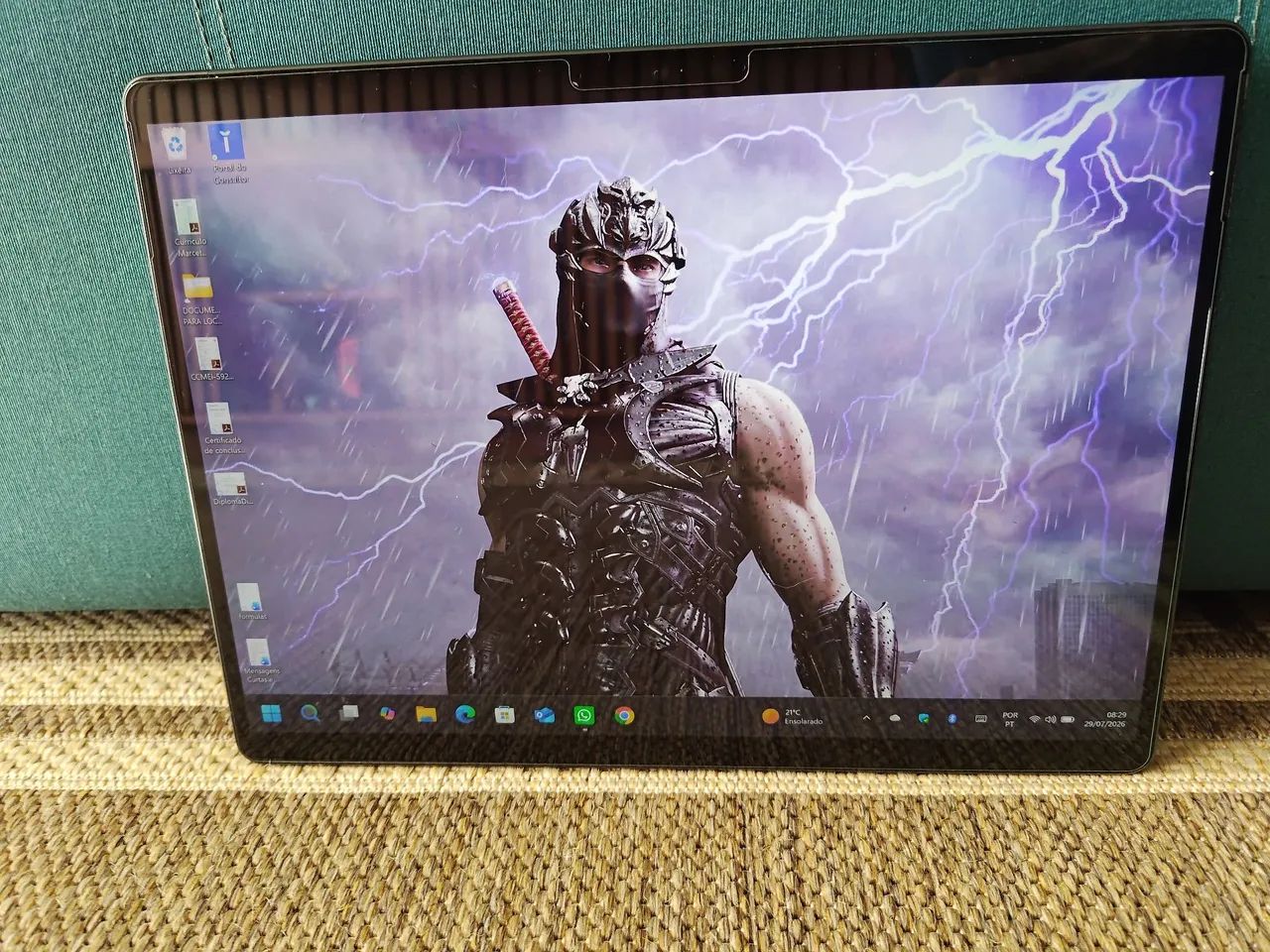 Microsoft Surface Pro 8 - Core i5 - 8Gb RAM - SSD 256GB