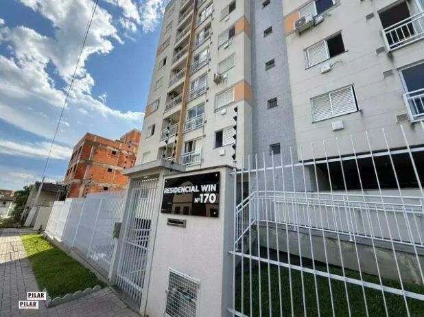 Apartamento semi mobiliado com 2 dormitórios para locação - Foto 2