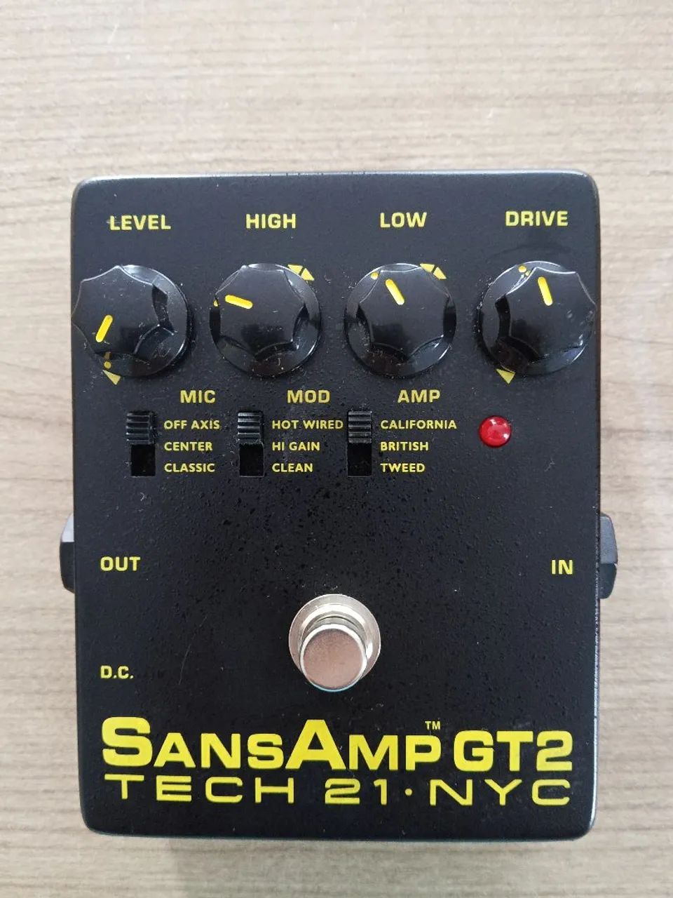 Pedal Sansamp GT2 Tech 21 