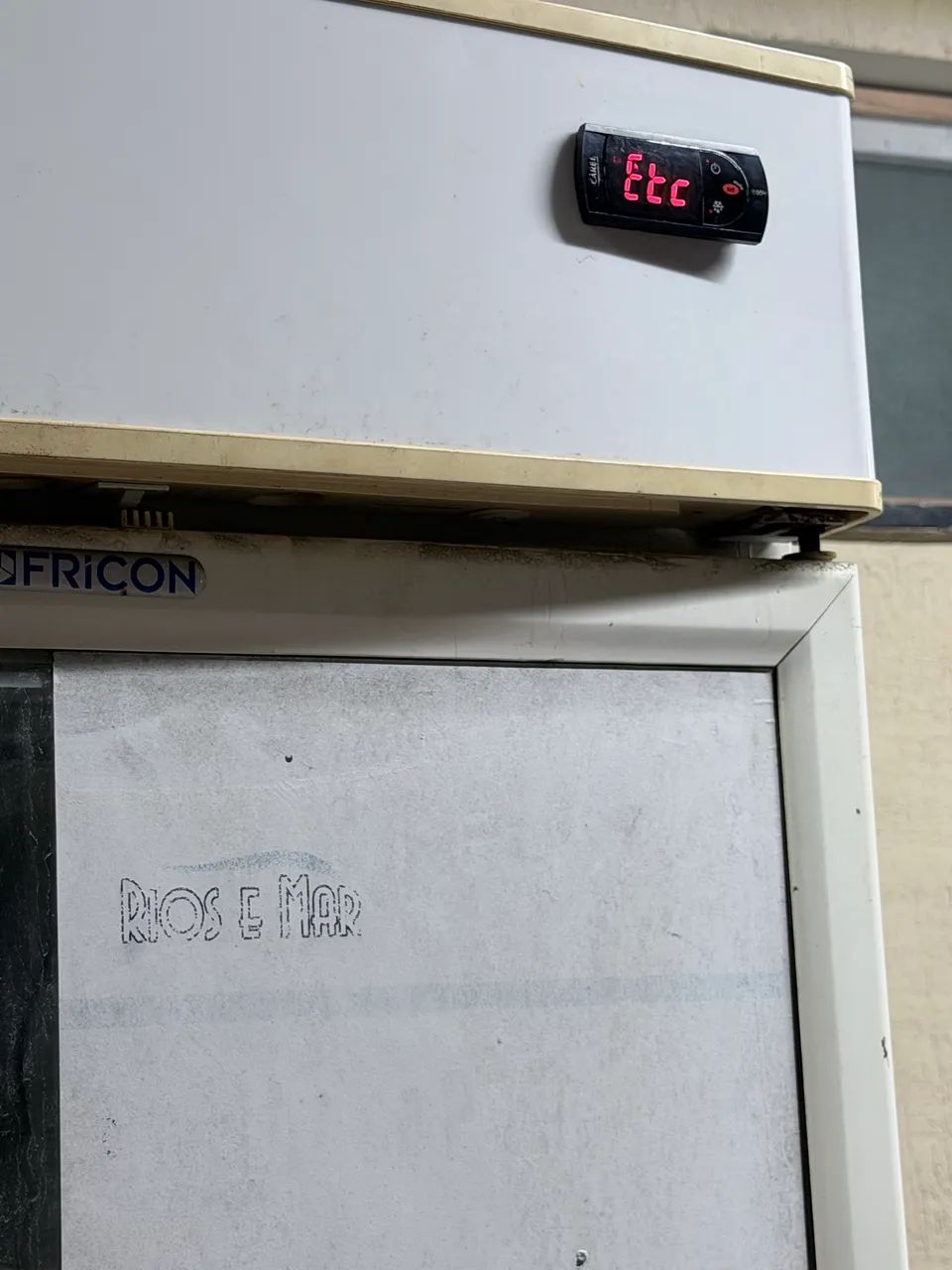 Freezer Fricon Vertical ( -22 *C) - Foto 2