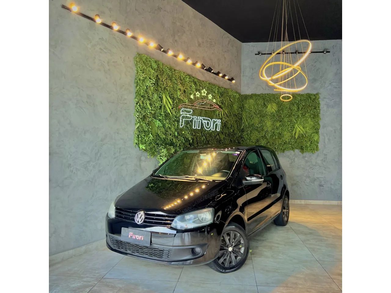 Volkswagen Fox Fox 1.0 Mi Total Flex 8V 5p 2013