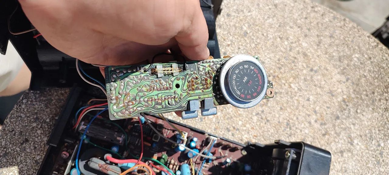 Tv 5 polegadas continental no estado pra restaurar  - Foto 4