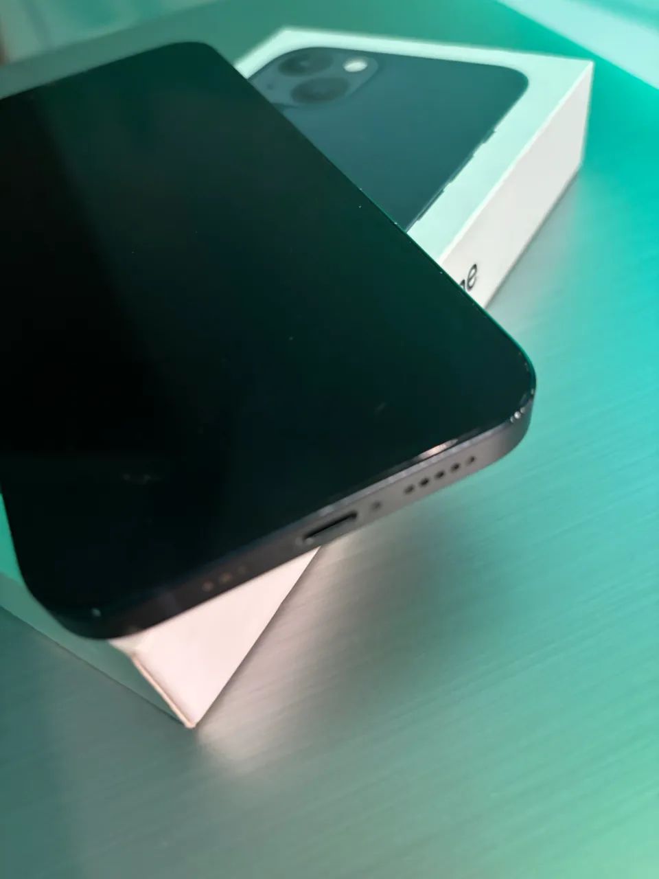iPhone 13 64G preto 
