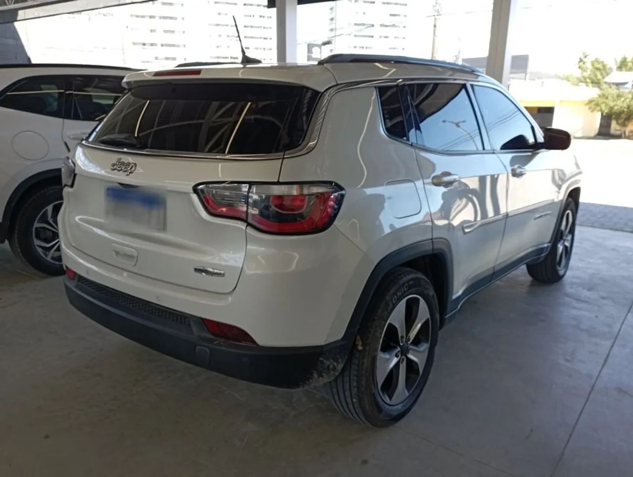 Jeep Compass Longitude 2.0 4X2 Flex 16V Aut. 2017 - Foto 2