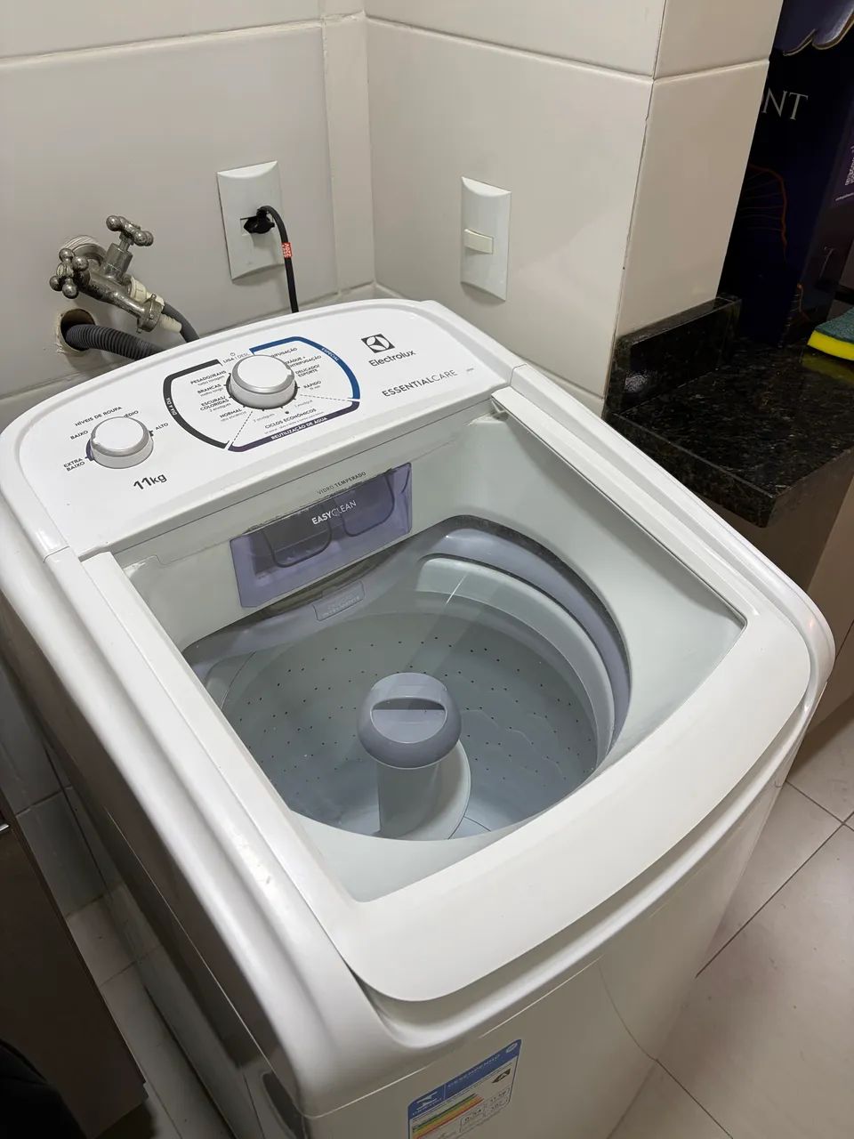 Máquina de Lavar Electrolux 11kg - 220V - Foto 2