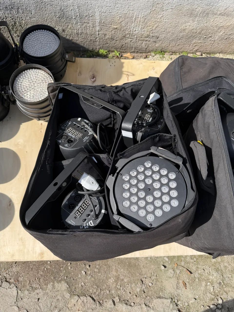 Refletor PAR LED RGB barato - Foto 4