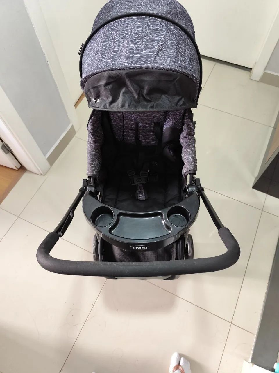 Carrinho de bebê Cosco Reverse  - Foto 4