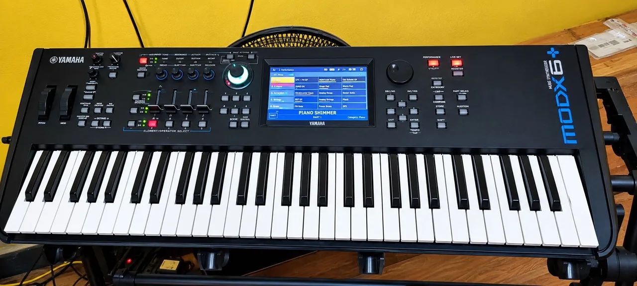 Teclado Yamaha MODX 6 + Plus Zerado 