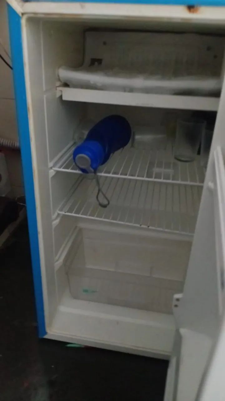 Vendo frigobar  - Foto 2