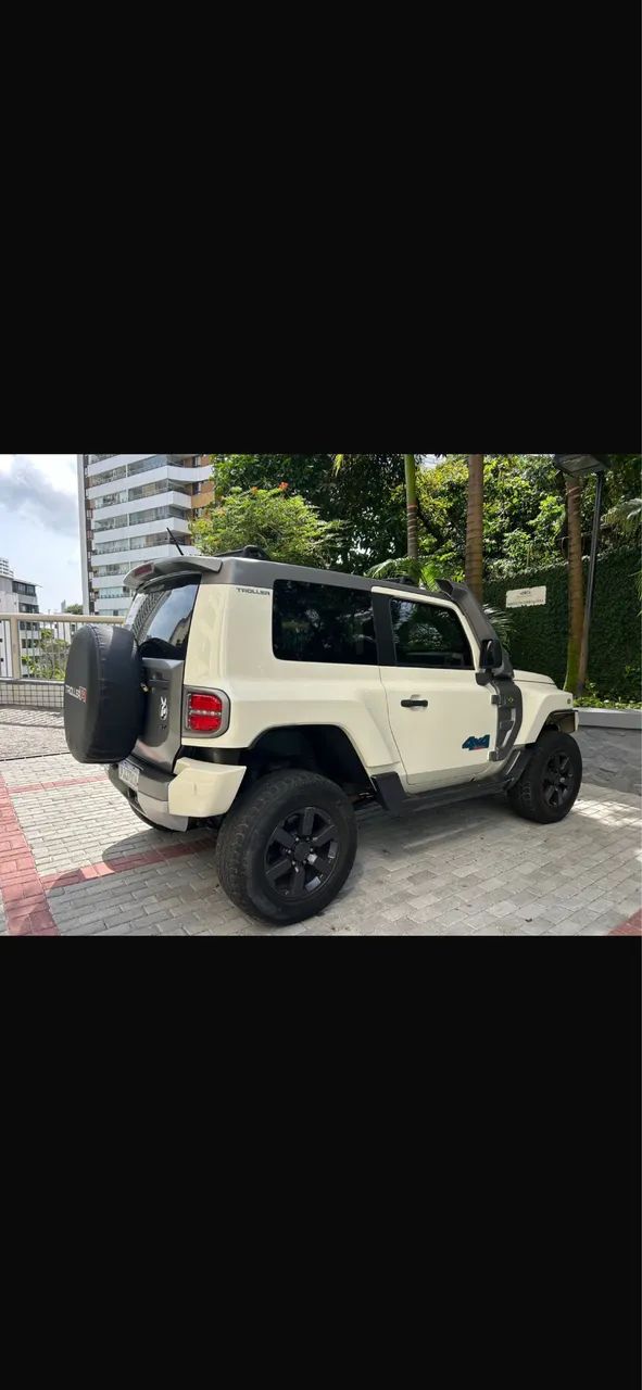 Troller T-4 2015