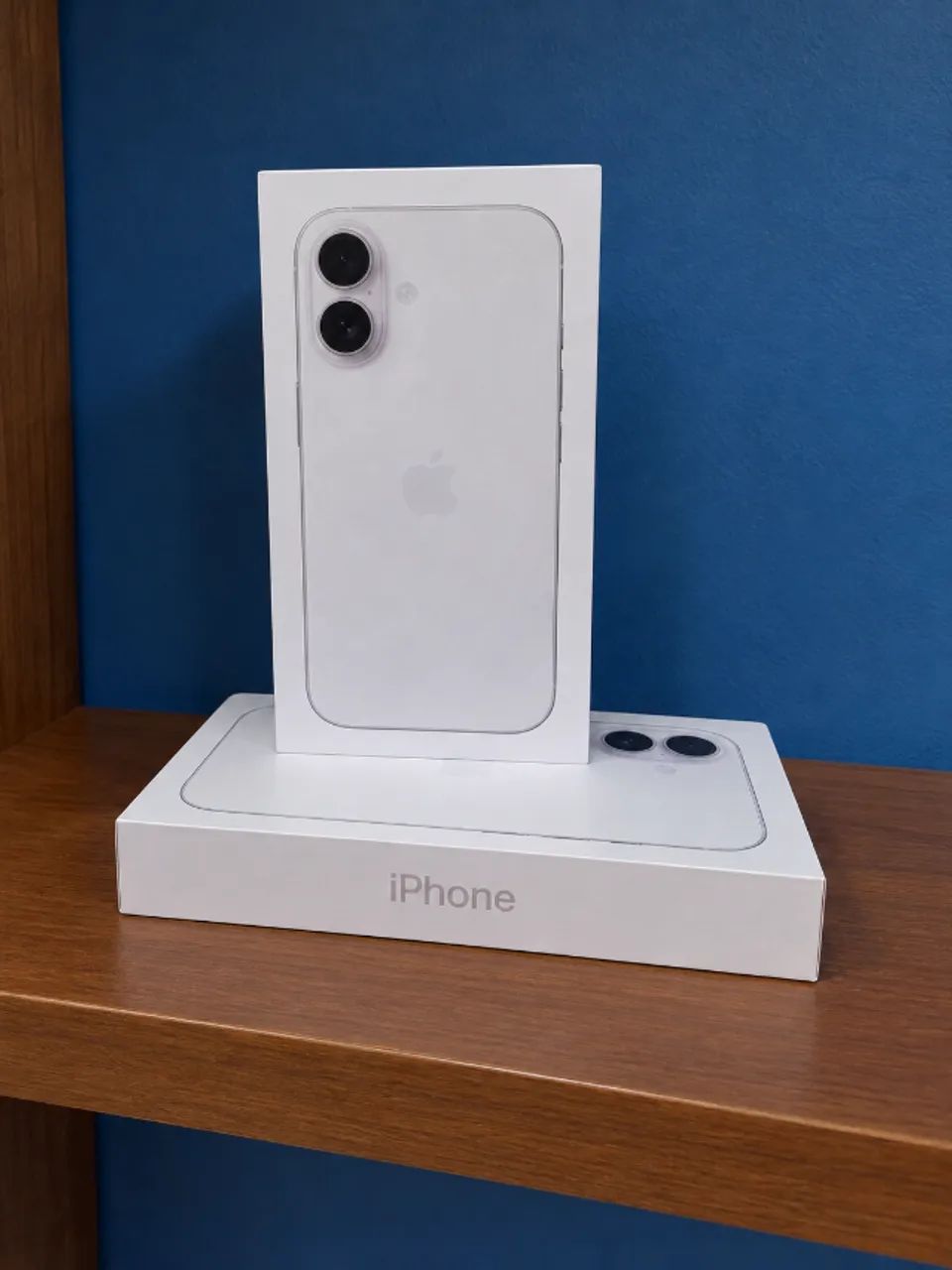 Lacrados! iPhone 17 256GB branco